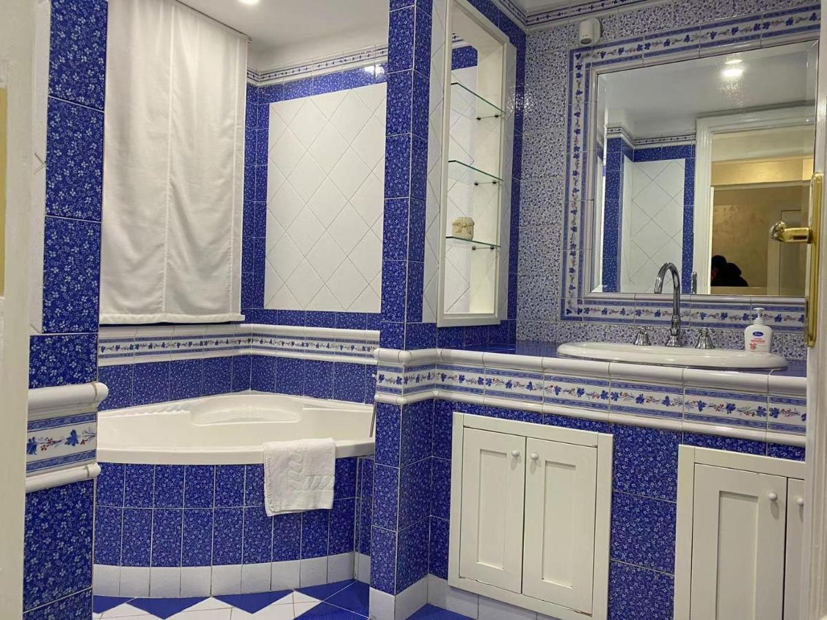 Апартаменты Cavour 44616 Рим Экстерьер фото